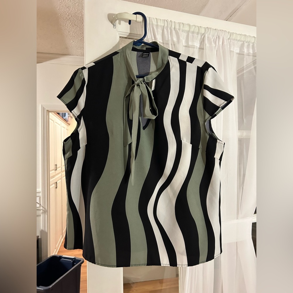 SHEIN Black and Gray Colorblock Dress